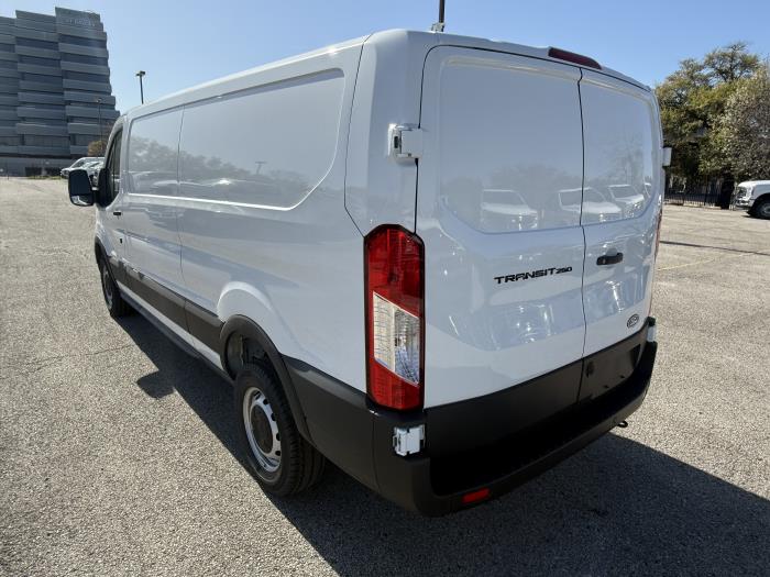 2025 Ford Transit-250-2