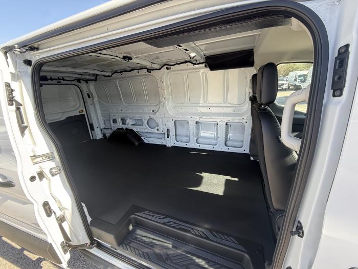 2025 Ford Transit-250-9