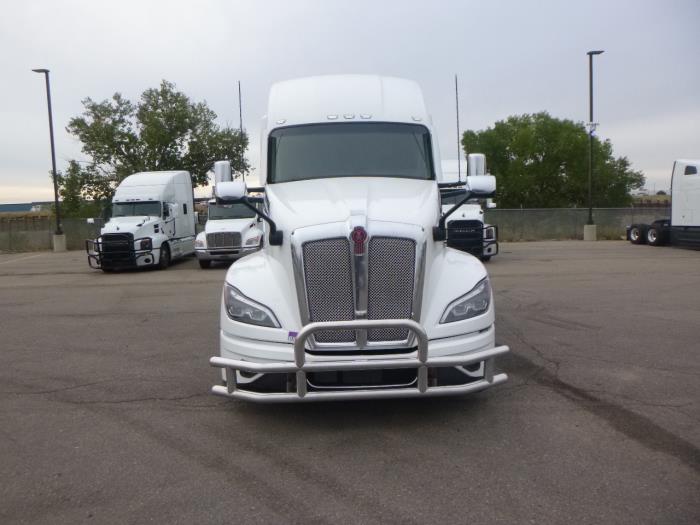 2022 Kenworth T680-1