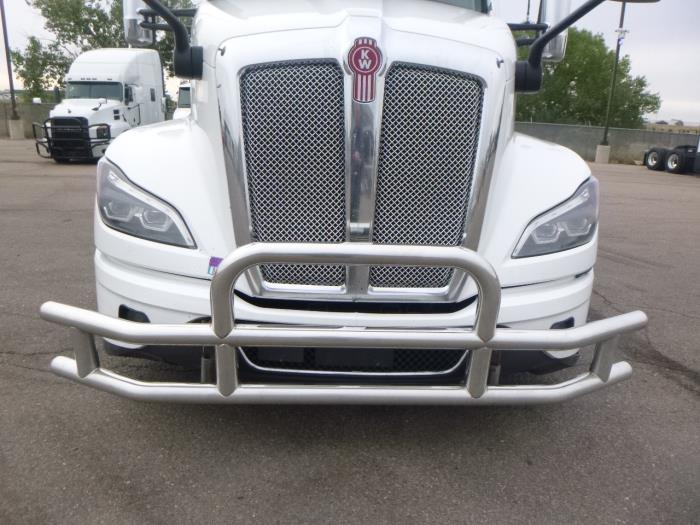2022 Kenworth T680-2