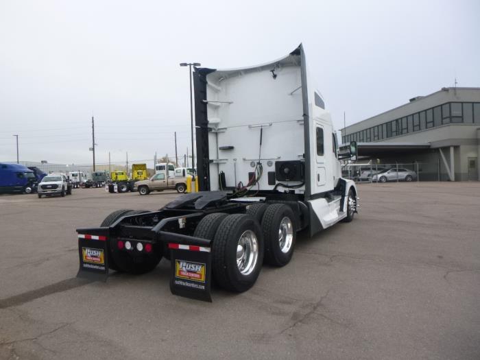 2022 Kenworth T680-6