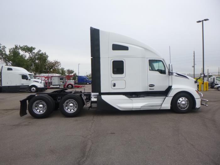 2022 Kenworth T680-7