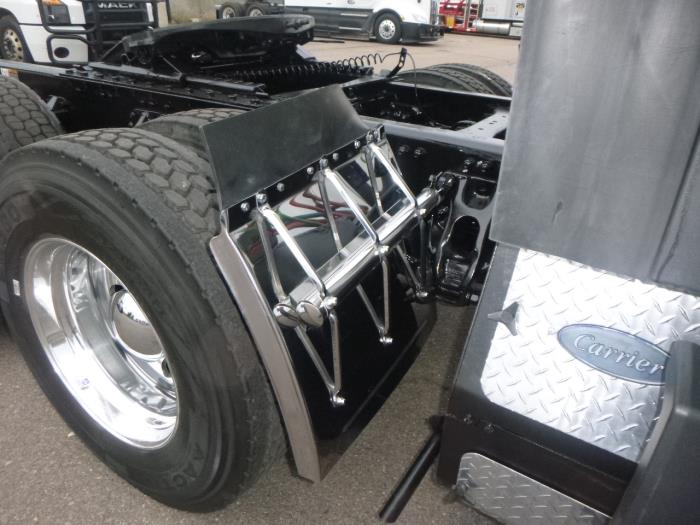 2022 Kenworth T680-9