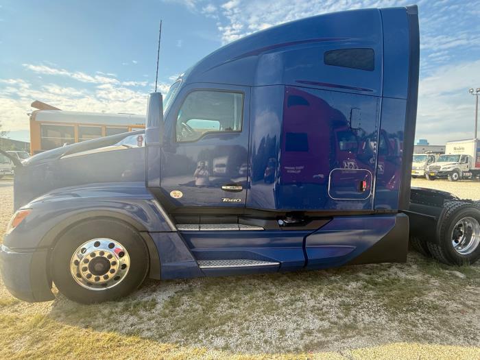 2022 Kenworth T680-1