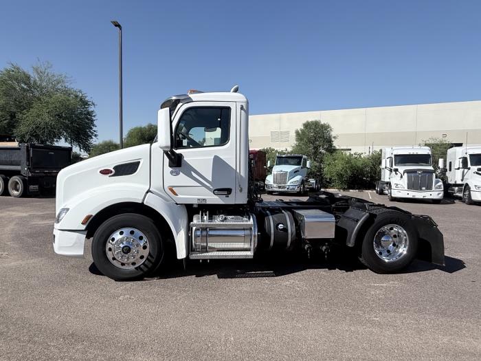 2018 Peterbilt 579-1
