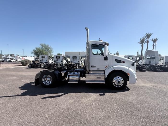 2018 Peterbilt 579-5