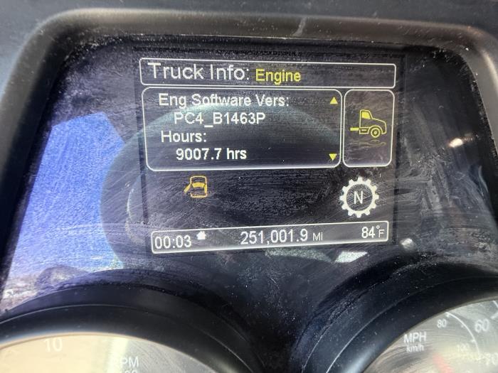 2018 Peterbilt 579-10