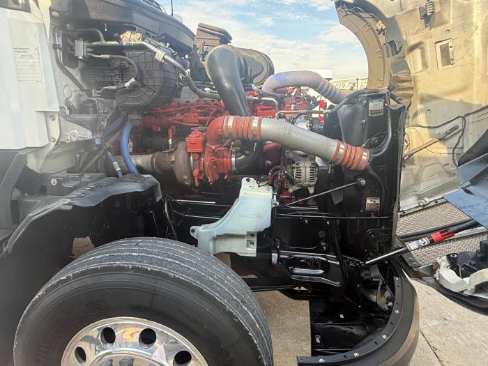 2022 Kenworth T680-2