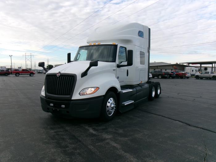 2022 International LT625-0