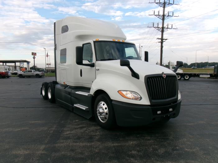 2022 International LT625-2