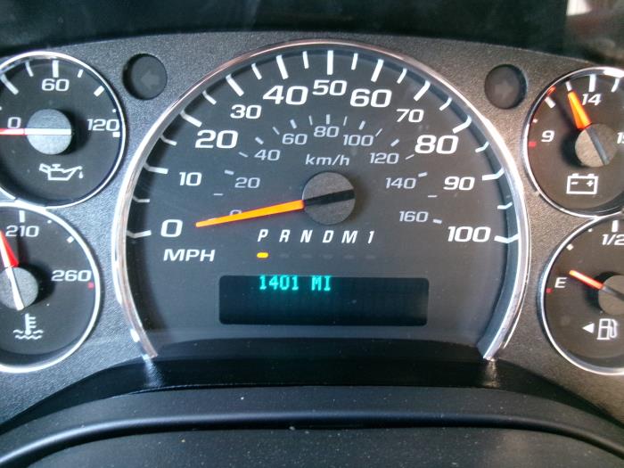 2023 Chevrolet Express 3500-9