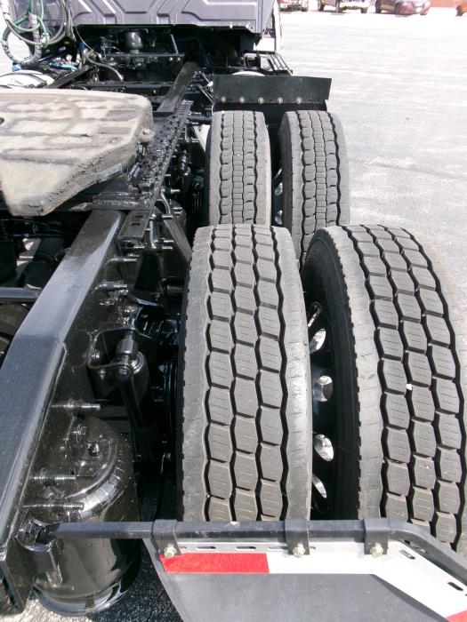 2023 International LT625-5