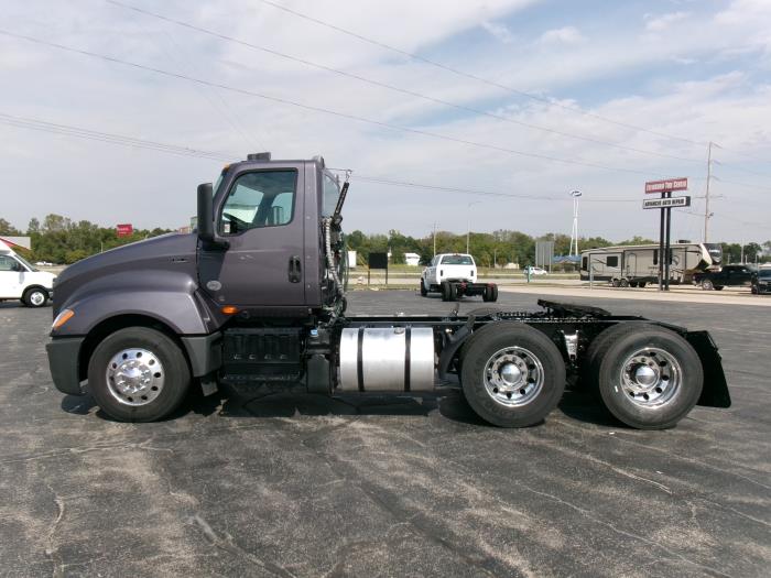 2023 International LT625-3