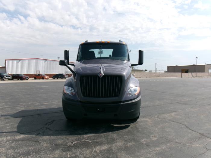 2023 International LT625-4