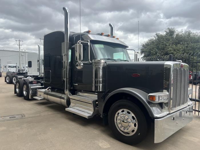 2027 Peterbilt 589-2