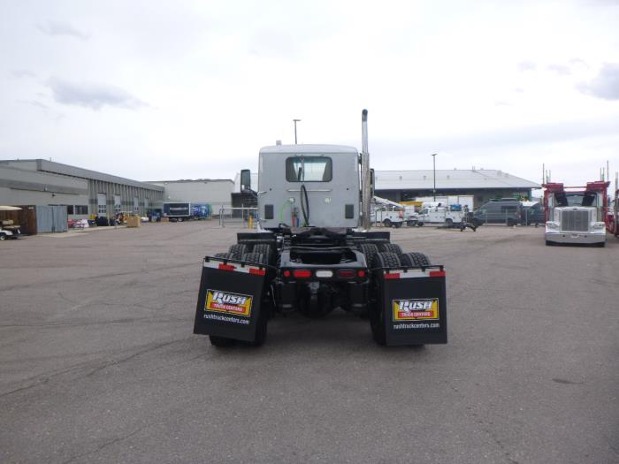 2021 Peterbilt 567-5