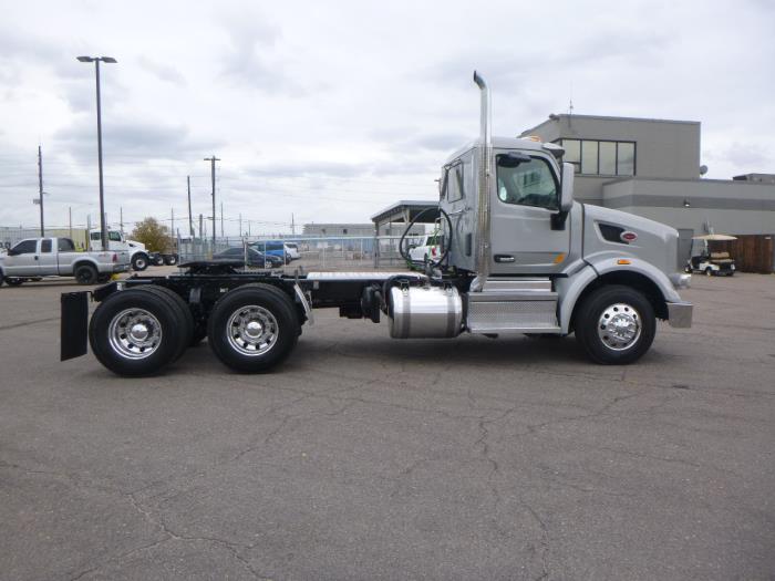 2021 Peterbilt 567-7