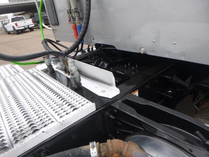 2021 Peterbilt 567-9