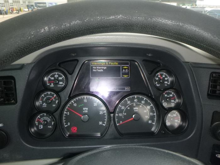 2021 Peterbilt 567-18