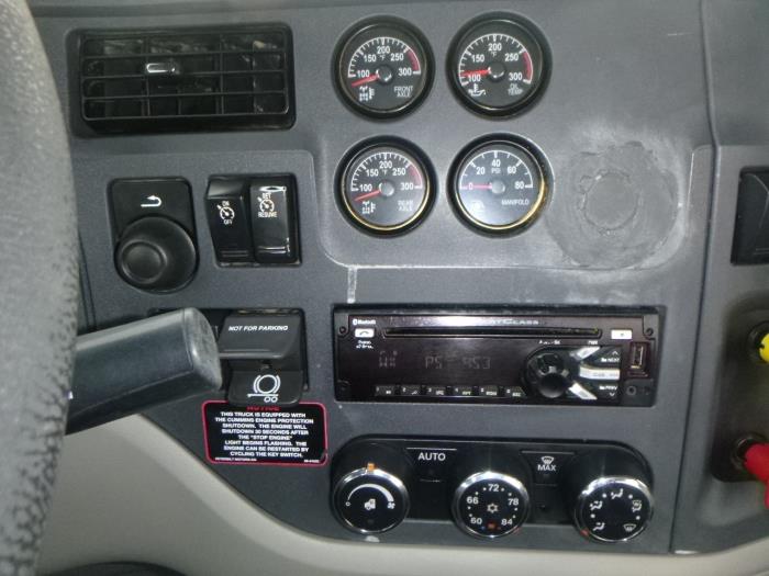 2021 Peterbilt 567-20