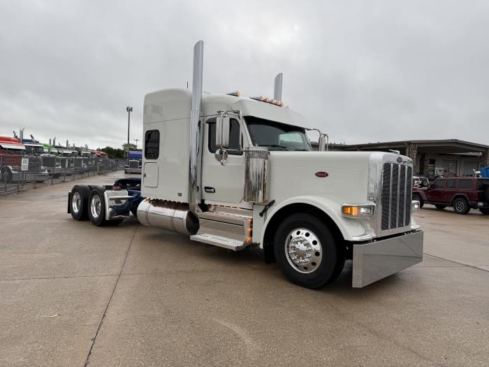 2027 Peterbilt 589-7