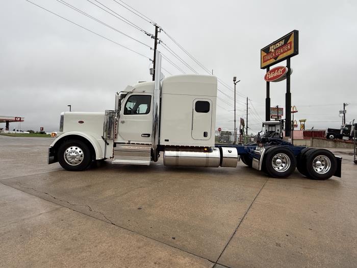 2027 Peterbilt 589-30