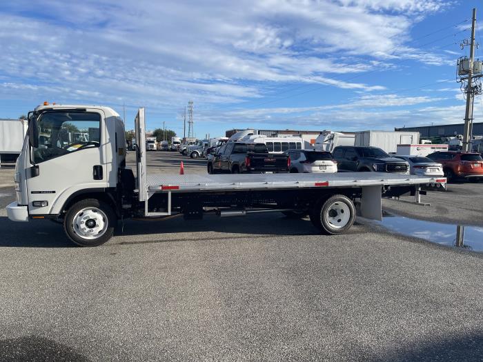 2026 Isuzu NRR-1