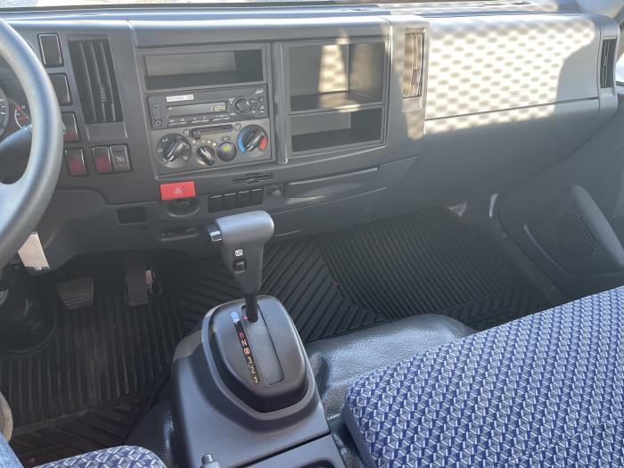 2026 Isuzu NRR-7