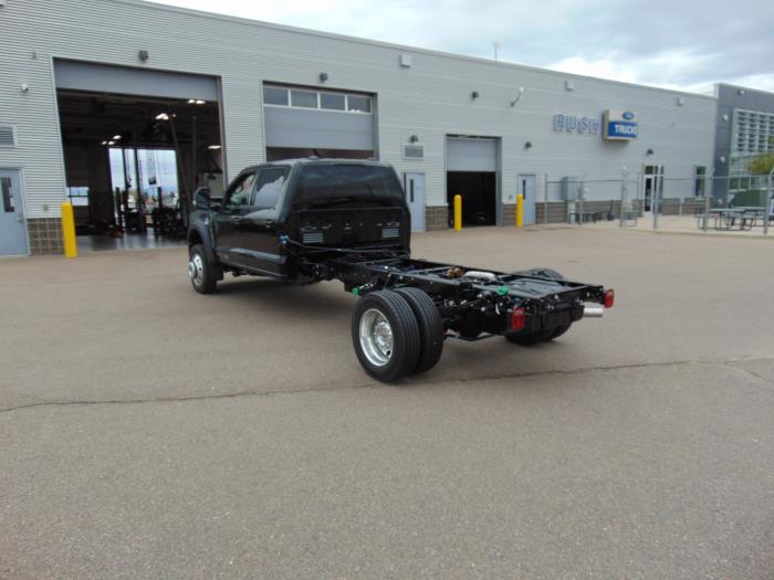 2027 Ford F-550-6