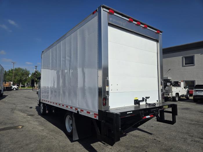 2018 Isuzu NPR-9
