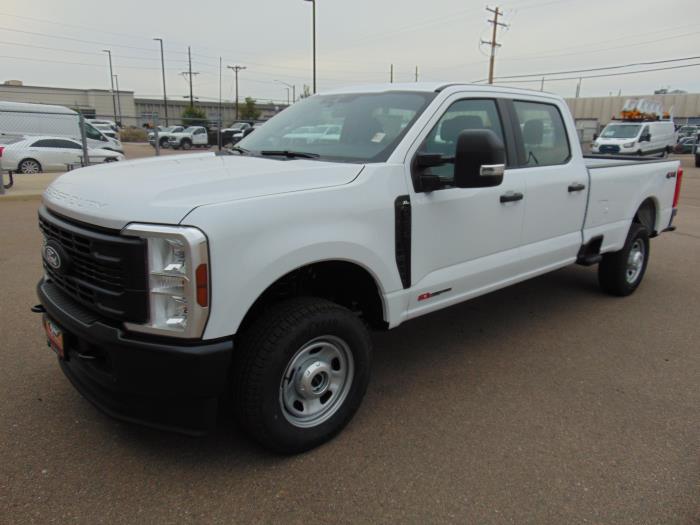 2027 Ford F-350-0