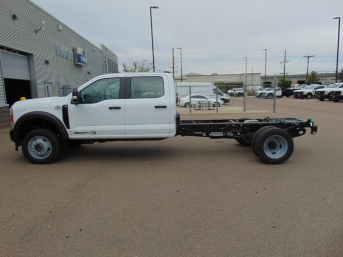 2027 Ford F-550-1
