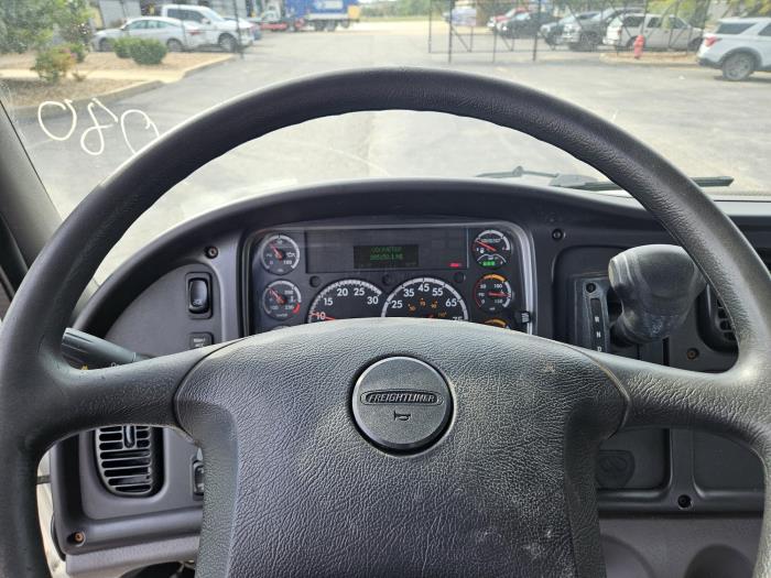 2020 Freightliner Business Class M2 106-8