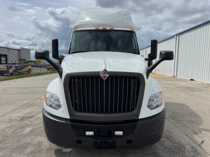 2022 International LT625-1