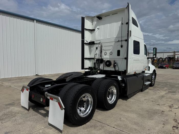 2022 International LT625-4