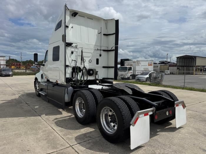 2022 International LT625-6