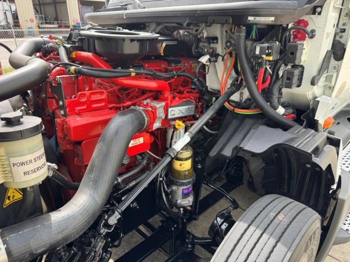 2022 International LT625-8