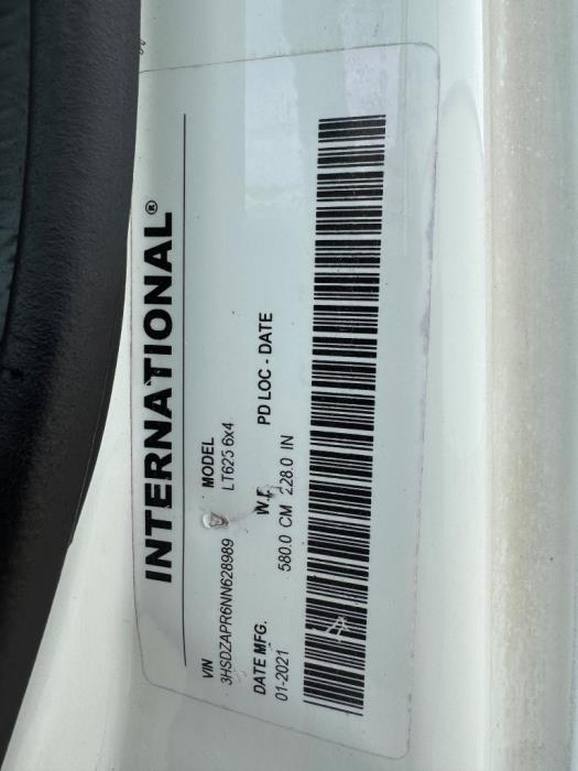 2022 International LT625-30