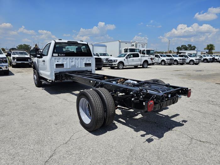 2026 Ford F-550-7
