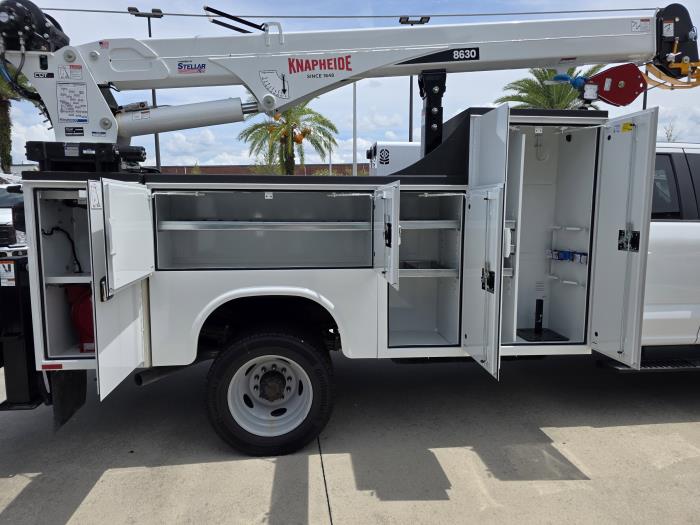 2026 Ford F-550-10