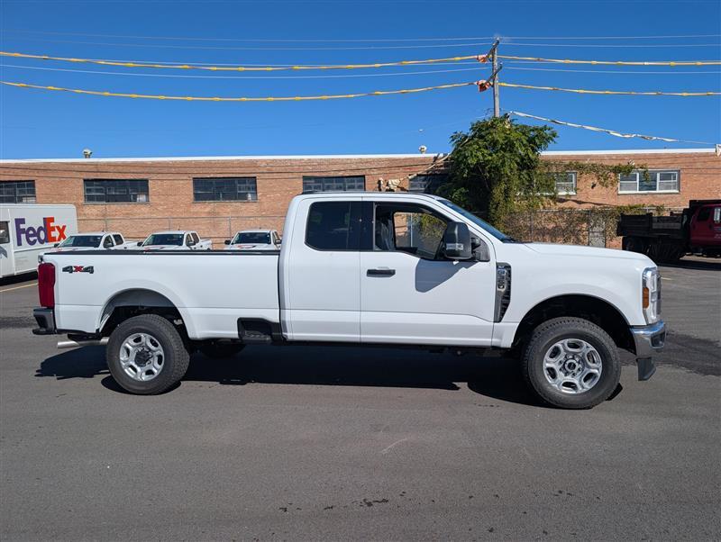 New 2027 Ford F-350 - photo 1