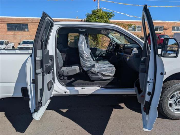 2027 Ford F-350-10