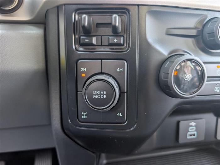 2027 Ford F-350-22