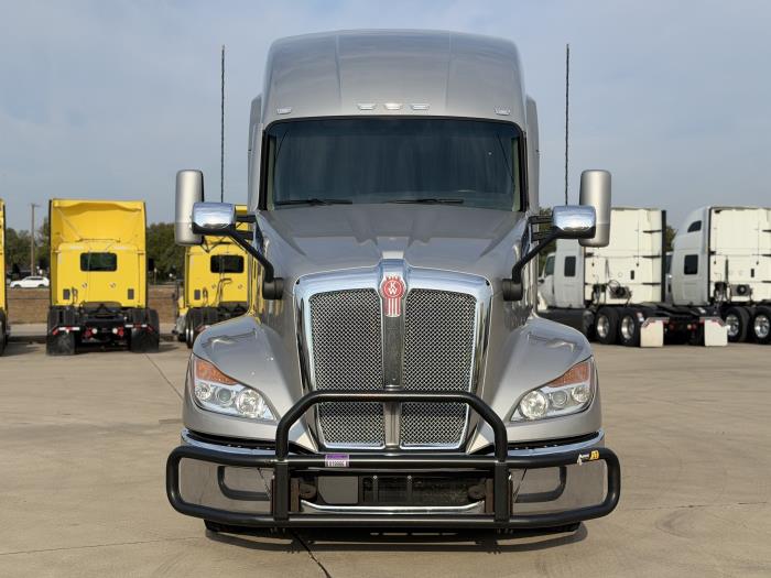 2023 Kenworth T680-1