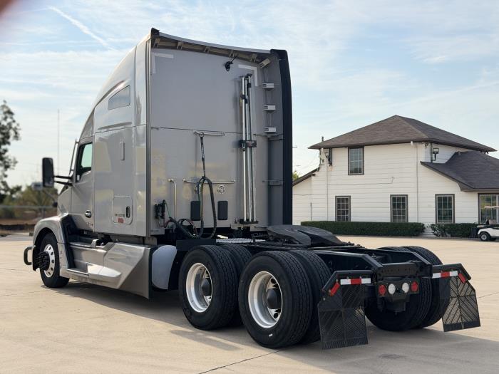 2023 Kenworth T680-6