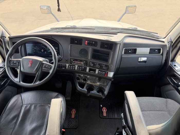 2023 Kenworth T680-20