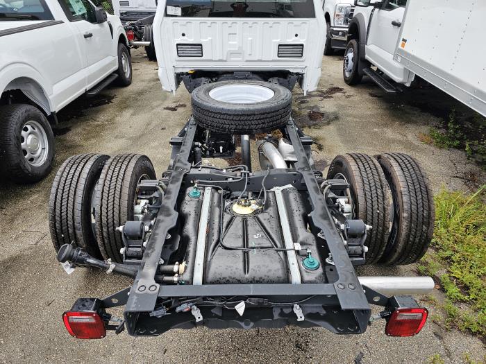 2026 Ford F-550-6