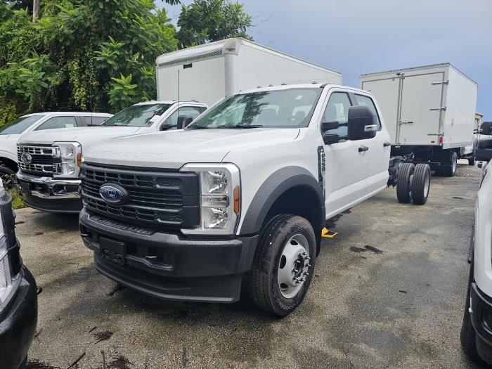 2026 Ford F-550-1