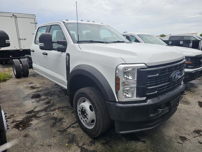2026 Ford F-550-2