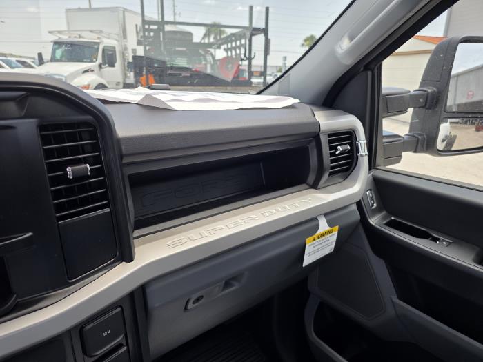 2026 Ford F-600-19